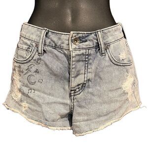 Hot Topic Blackheart High Rise Drawing Sketch Shorts Junior’s 1